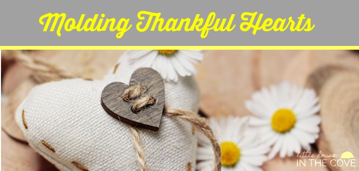 In order to change our world, we need to focus on molding thankful hearts into our youth. Here are some ways to do just that + a free printable to help!